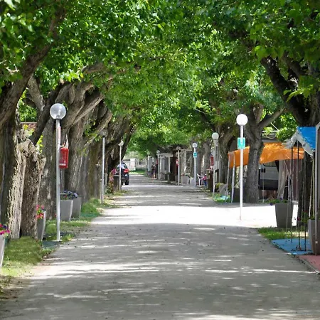 Κάμπινγκ Camping Di Velluto